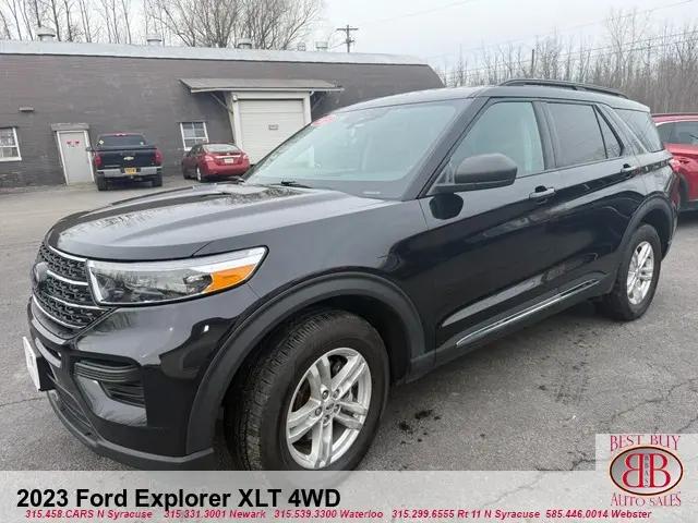 2023 Ford Explorer XLT