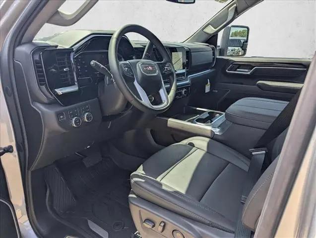 2026 GMC Sierra 2500HD Crew Cab, Standard Bed, SLT, 4WD