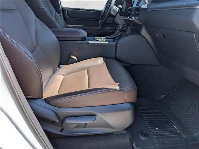 2024 Toyota Land Cruiser Base