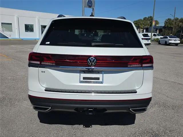 2026 Volkswagen Atlas SE with Technology