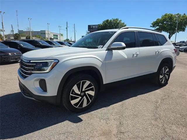 2026 Volkswagen Atlas SE with Technology