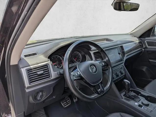 2020 Volkswagen Atlas 3.6L V6 SE w/Technology R-Line