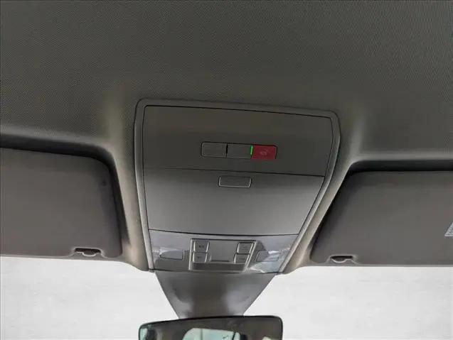2020 Volkswagen Atlas 3.6L V6 SE w/Technology R-Line