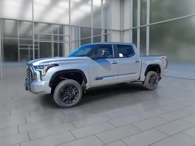 2026 Toyota Tundra Platinum CrewMax 5.5' Bed