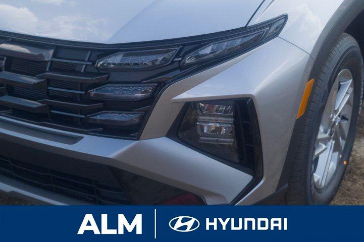 New 2026 Shimmering Silver HYUNDAI SE FWD image 11