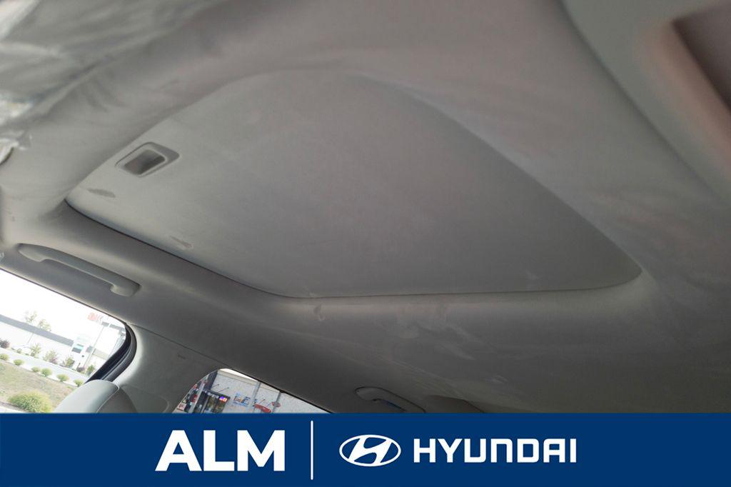 New 2026 Blue HYUNDAI Calligraphy FWD image 16