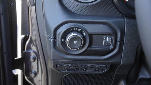 2026 Jeep Wrangler 4-Door Recon 4x4