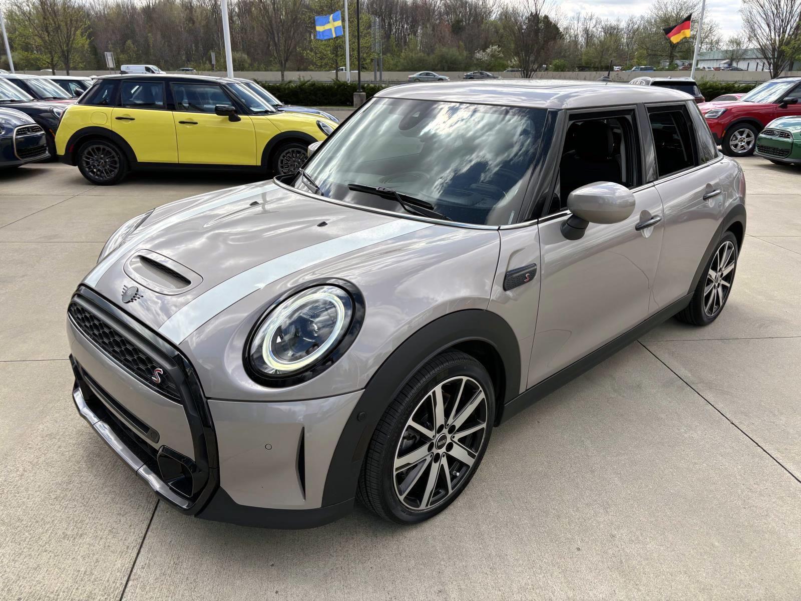 /2024 Mini Hardtop