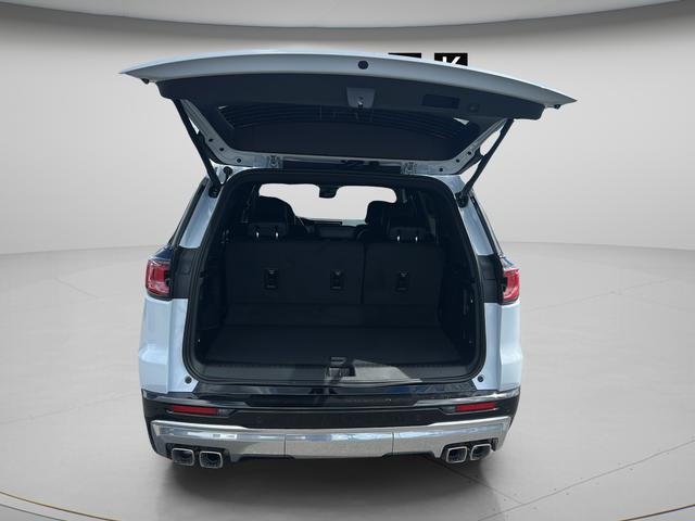 2026 GMC Acadia Denali AWD