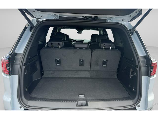 2026 GMC Acadia Denali AWD