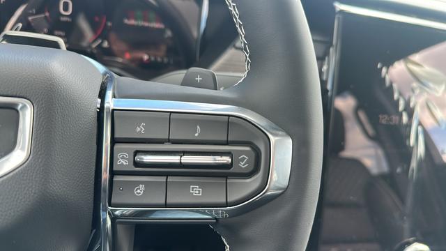 2026 GMC Acadia Denali AWD