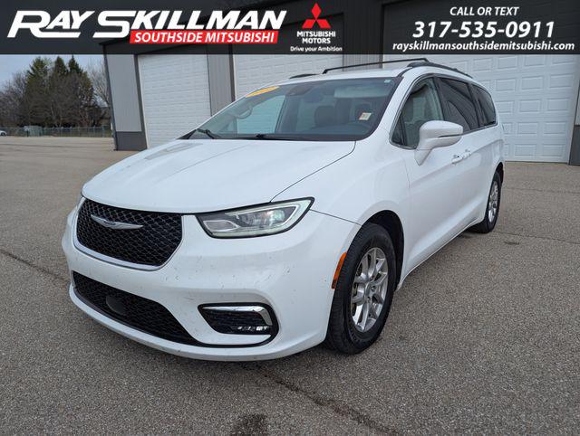 2022 Chrysler Pacifica Touring L for sale in New Whiteland, IN