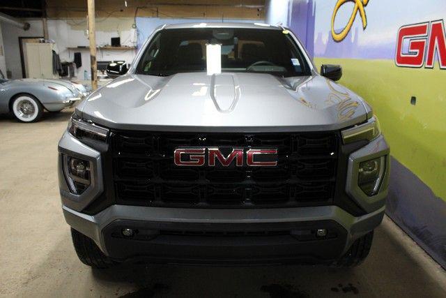 2026 GMC Canyon Elevation, 4WD