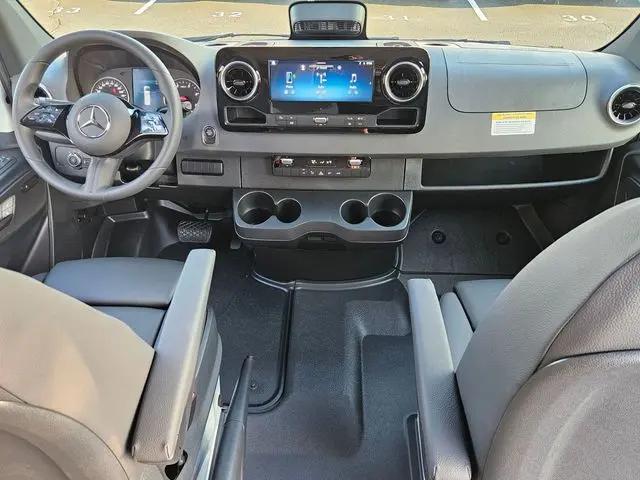 2026 Mercedes-Benz Sprinter 2500 Standard Roof 4-Cyl Diesel