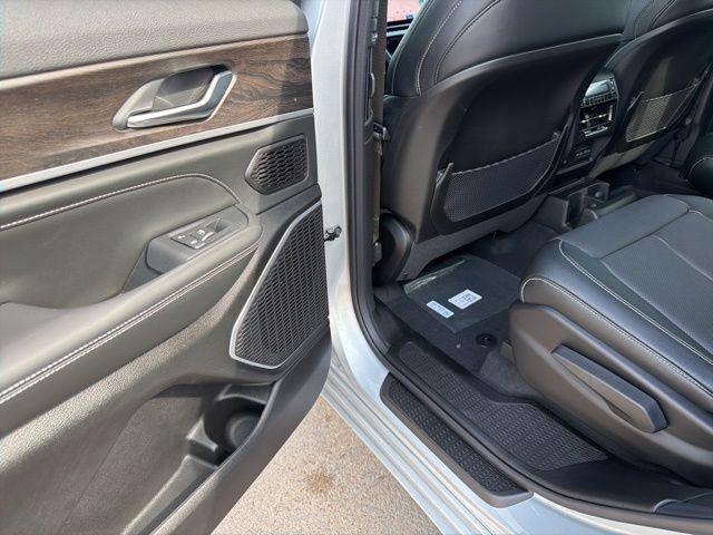 2026 Jeep Grand Cherokee L Limited Reserve 4x4
