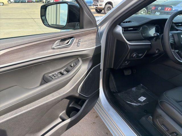 2026 Jeep Grand Cherokee L Limited Reserve 4x4
