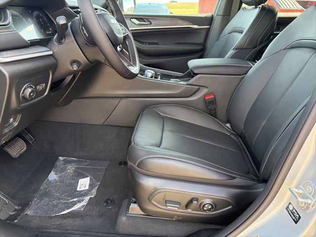 2026 Jeep Grand Cherokee L Limited Reserve 4x4