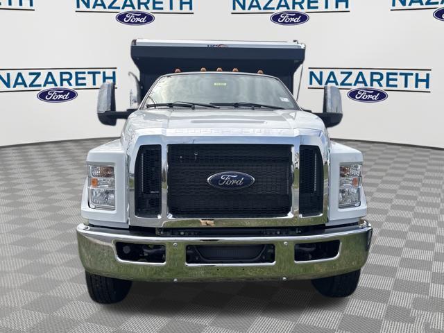 2027 Ford F-750 Base