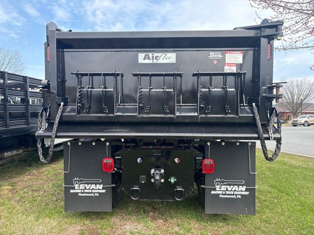 2027 Ford F-750 Base