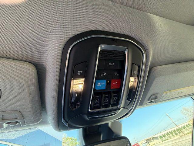 2022 Jeep Grand Cherokee Limited 4x4