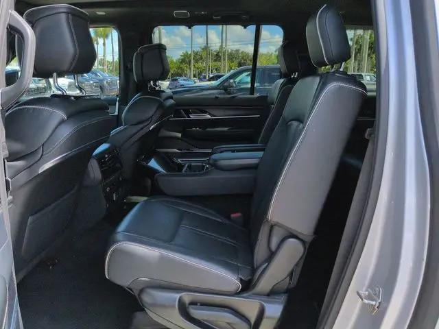 2024 Jeep Grand Wagoneer L Series II 4x4