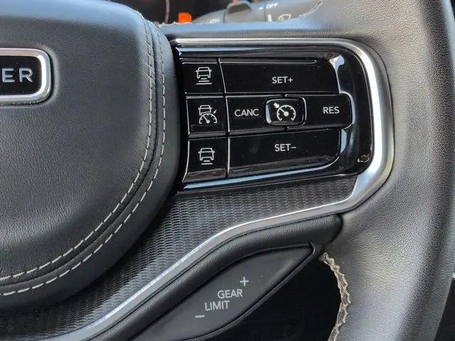 2024 Jeep Grand Wagoneer L Series II 4x4