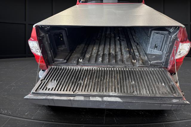 2016 Nissan Titan XD Platinum Reserve Diesel