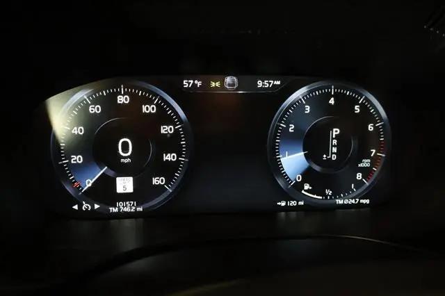 2019 Volvo XC60 T6 Momentum