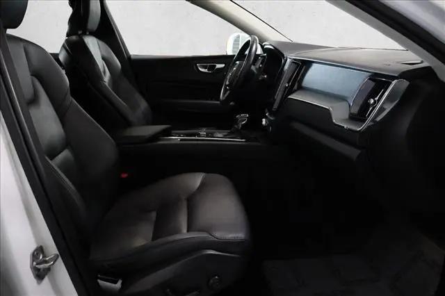 2019 Volvo XC60 T6 Momentum