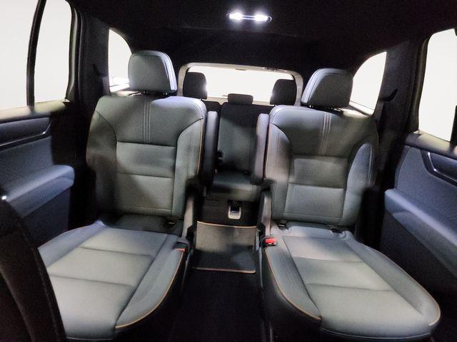 2026 GMC Acadia AT4 AWD