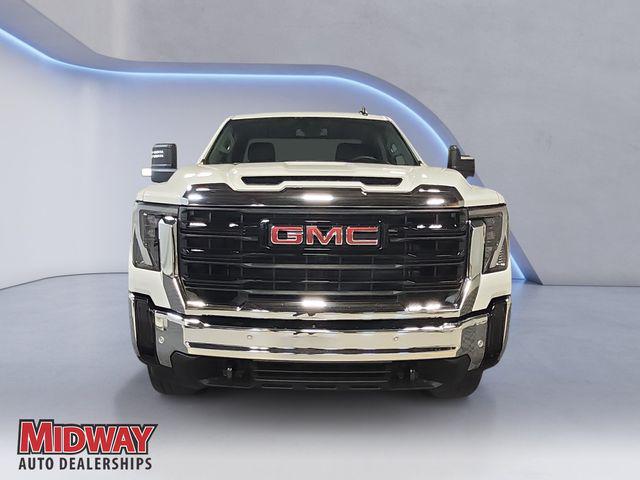 2026 GMC Sierra 3500HD Double Cab, Long Bed, Pro Dual Rear Wheel, 4WD
