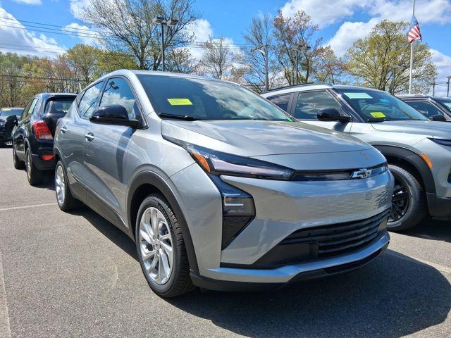 2027 Chevrolet Bolt LT FWD