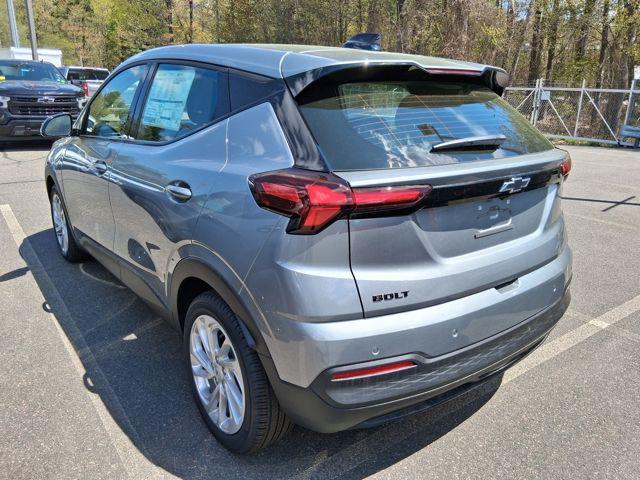 2027 Chevrolet Bolt LT FWD