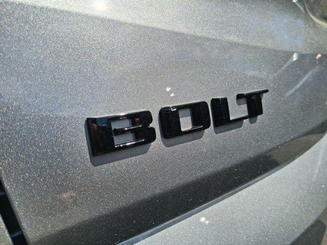 2027 Chevrolet Bolt LT FWD