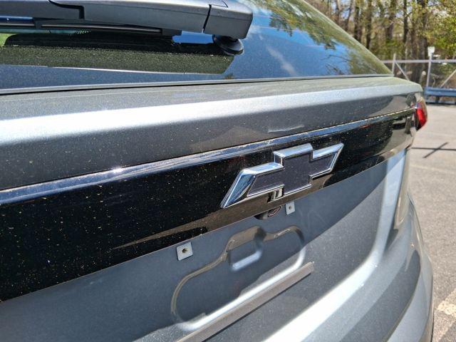 2027 Chevrolet Bolt LT FWD