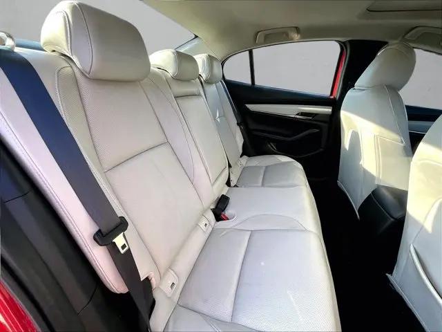 2023 Mazda Mazda3 2.5 S Premium