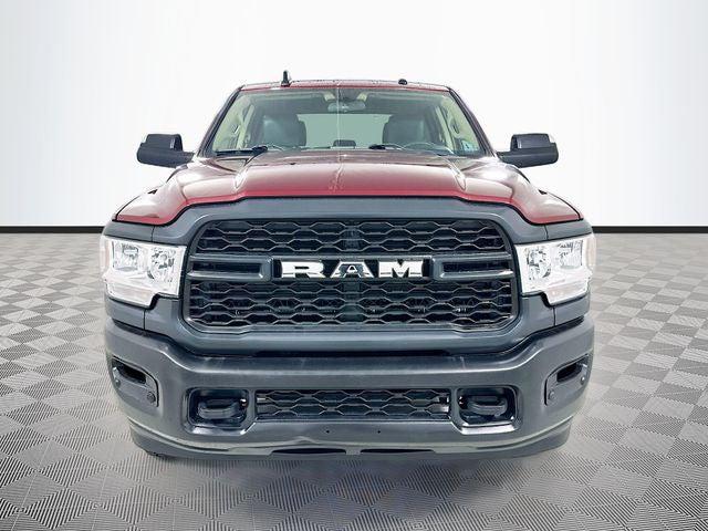 2020 RAM 3500 Tradesman Crew Cab 4x4 8 Box