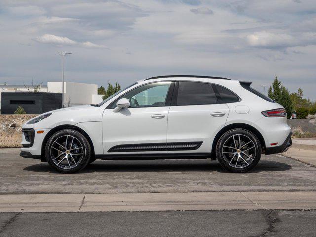 2025 Porsche Macan T