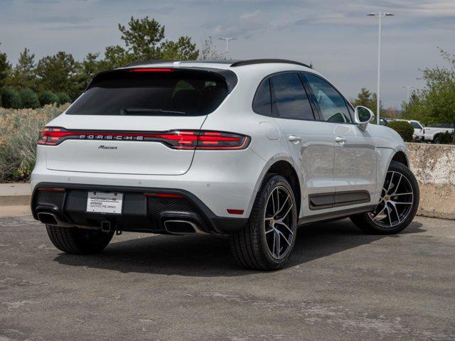 2025 Porsche Macan T