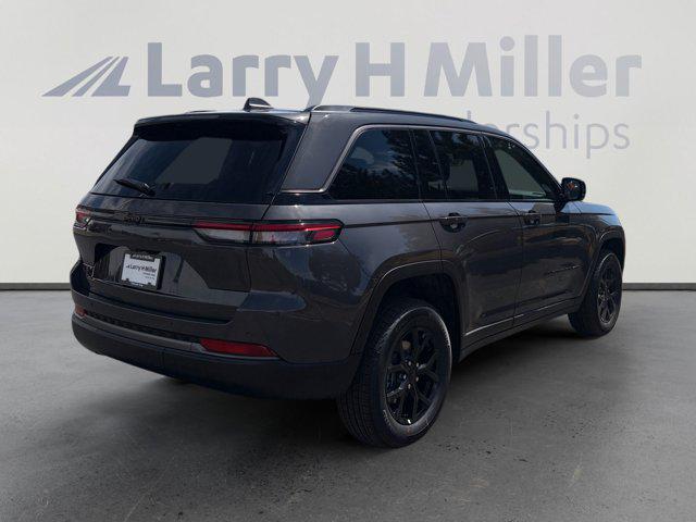2026 Jeep Grand Cherokee Altitude 4x4