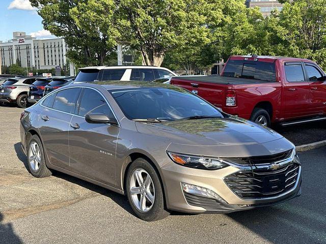 2022 Chevrolet Malibu FWD LT