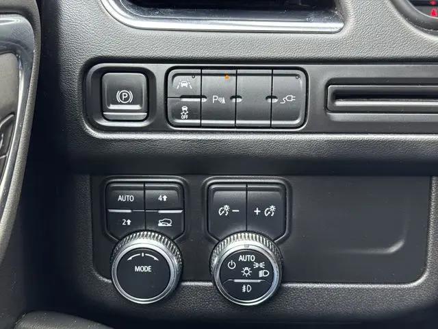 2022 GMC Yukon 4WD SLT