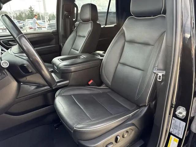 2022 GMC Yukon 4WD SLT