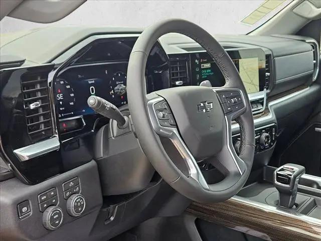 2026 Chevrolet Silverado 1500 4WD Crew Cab Short Bed RST