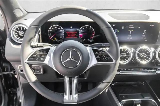 2026 Mercedes-Benz GLB 4MATIC