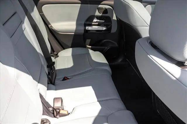 2026 Mercedes-Benz GLB 4MATIC