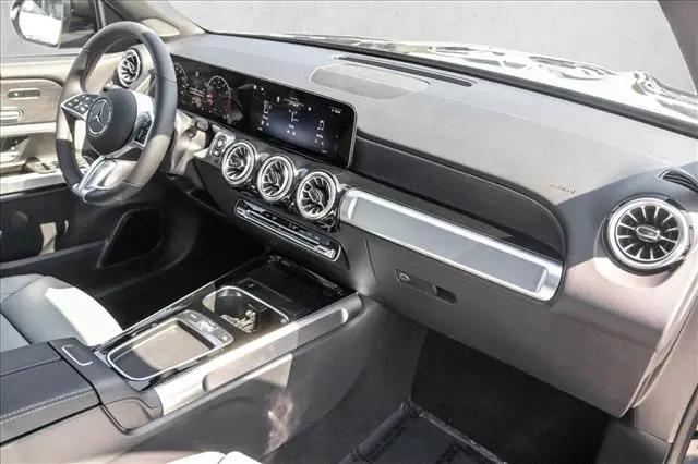 2026 Mercedes-Benz GLB 4MATIC