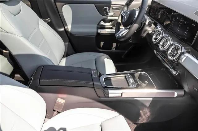 2026 Mercedes-Benz GLB 4MATIC