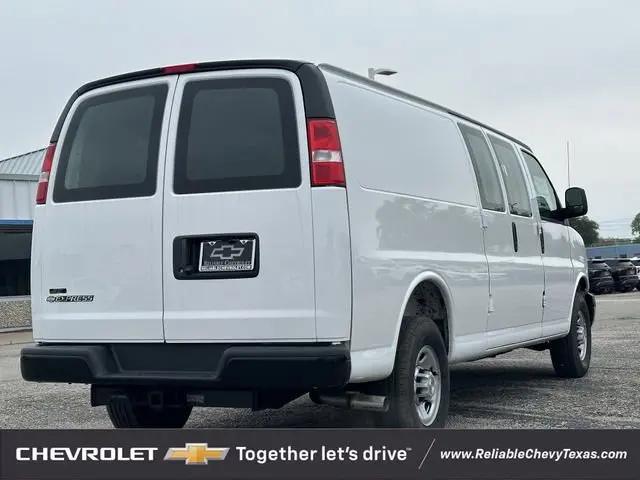 2026 Chevrolet Express Cargo Van 2500 Extended Wheelbase, WT, RWD