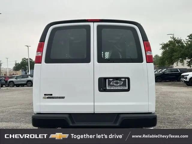 2026 Chevrolet Express Cargo Van 2500 Extended Wheelbase, WT, RWD